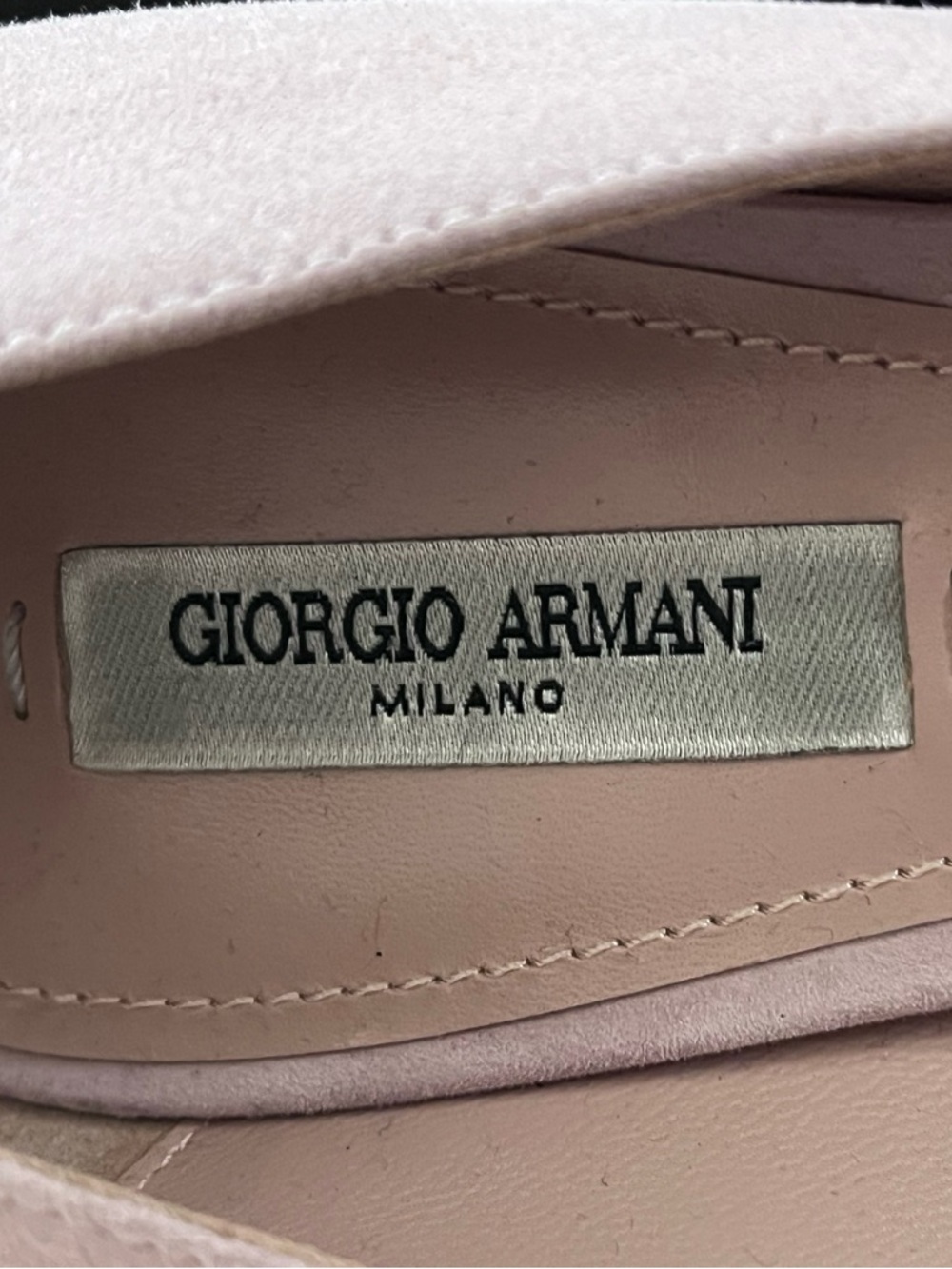 Giorgio Armani Women’s 38 1/2 Pink Nude Suede Point Toe Slip On Kitten Heels - Picture 10 of 11